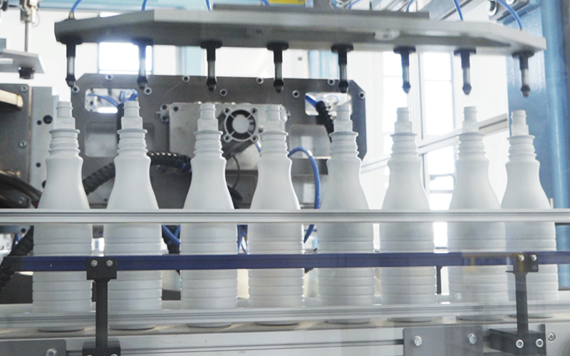 Production of sterile sealed bottles using Techne aseptic blow-molding system