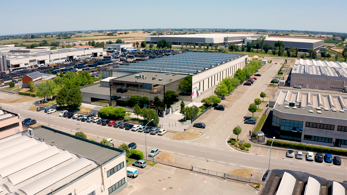 Techne Packaging Blow Molding company in Italy video