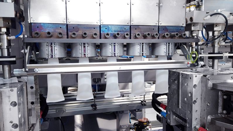Techne blow molding dairy production parison