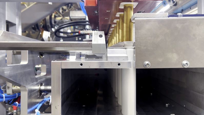 Techne packaging shampoo bottle production blowing phase